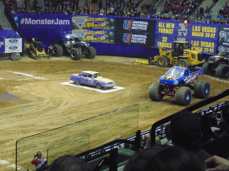 Illustration for article titled Monster Jam Portland (Photos and Video)